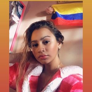 Meet your Posher, Jaime